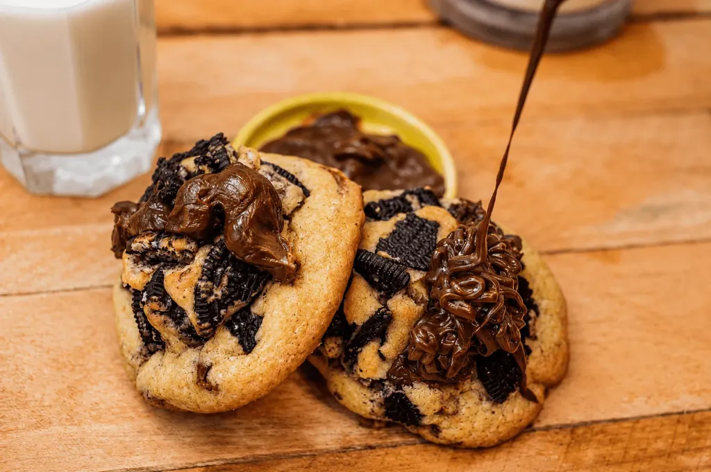 DELUXE COOKIE